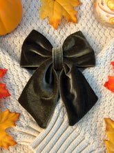 Load image into Gallery viewer, Olive Sailor Bow